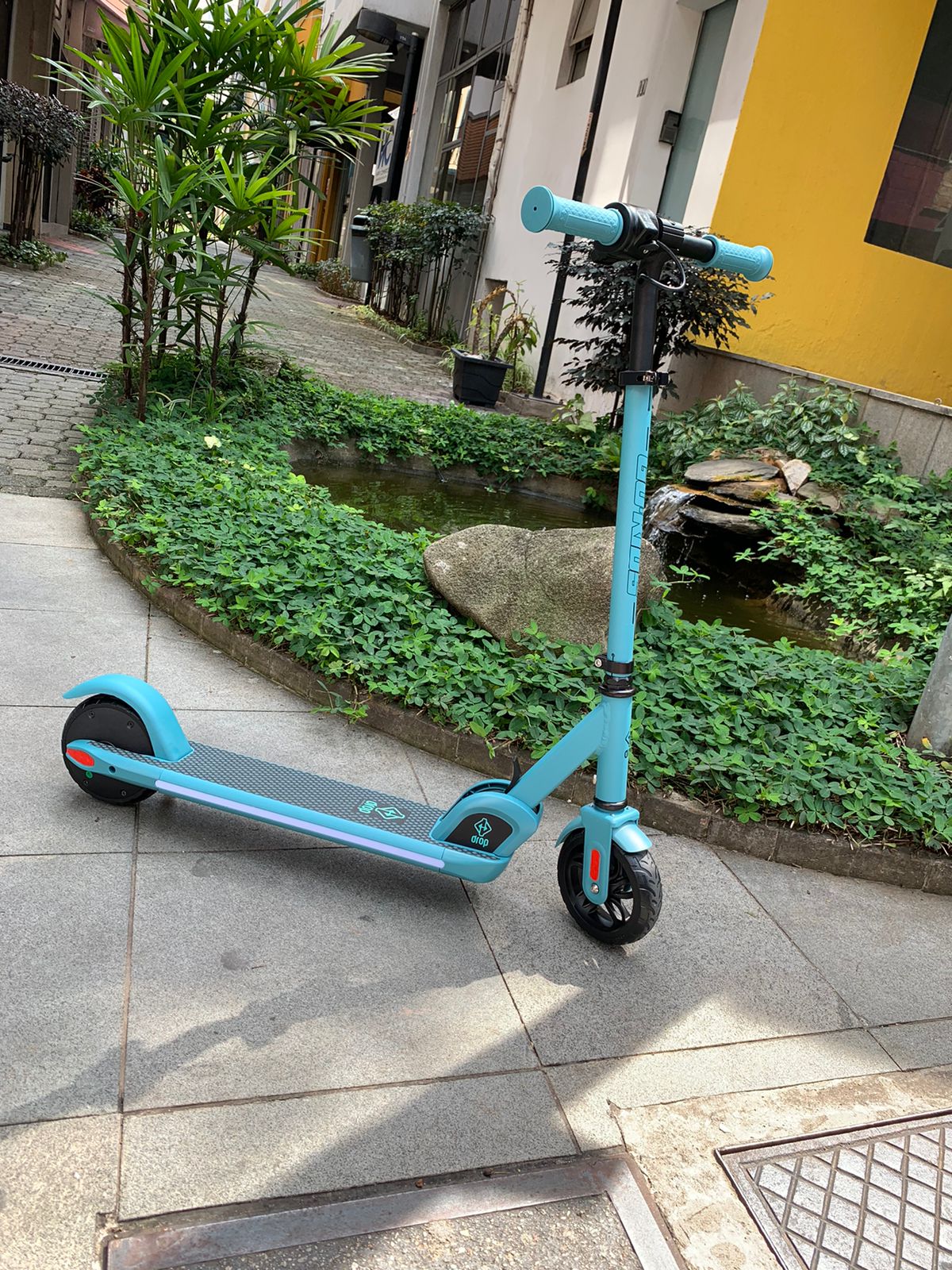 ff767c14-0b51-49a6-84b2-b74245970a01